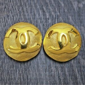 Chanel gold plated vintage clip on logo Earrings